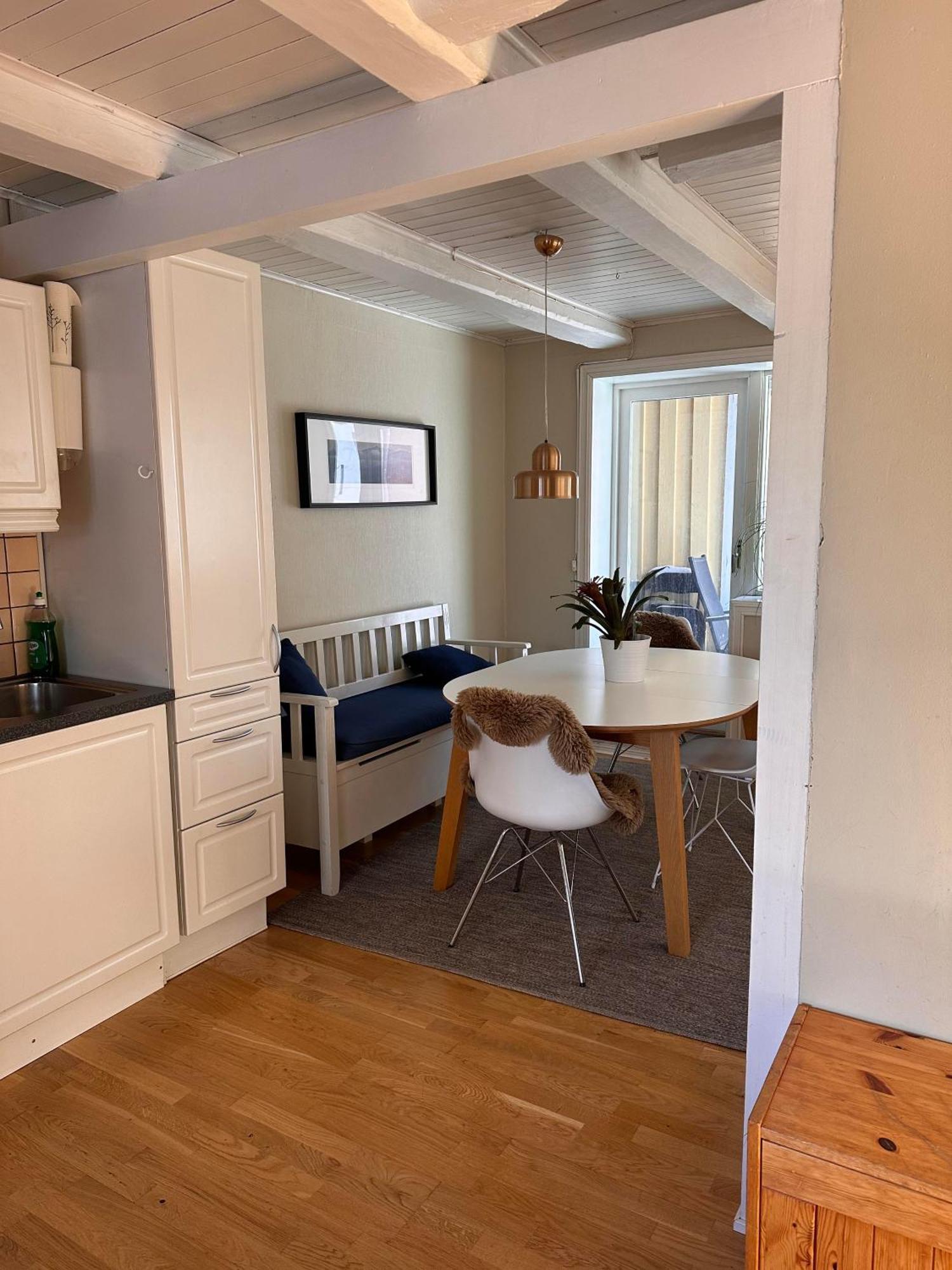 Apartment Tidligere Stall Omgjort Til Koselig Hjem I Sentrum