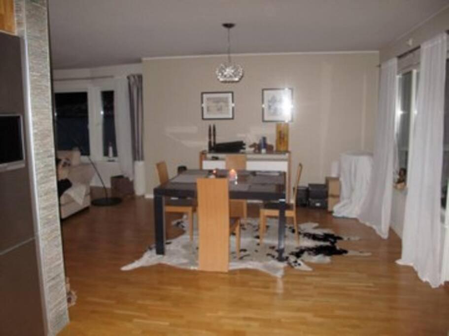 2 Bedroom Luxury Seafront, Free Pick Up! Tromso