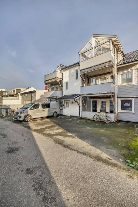Apartment In Center