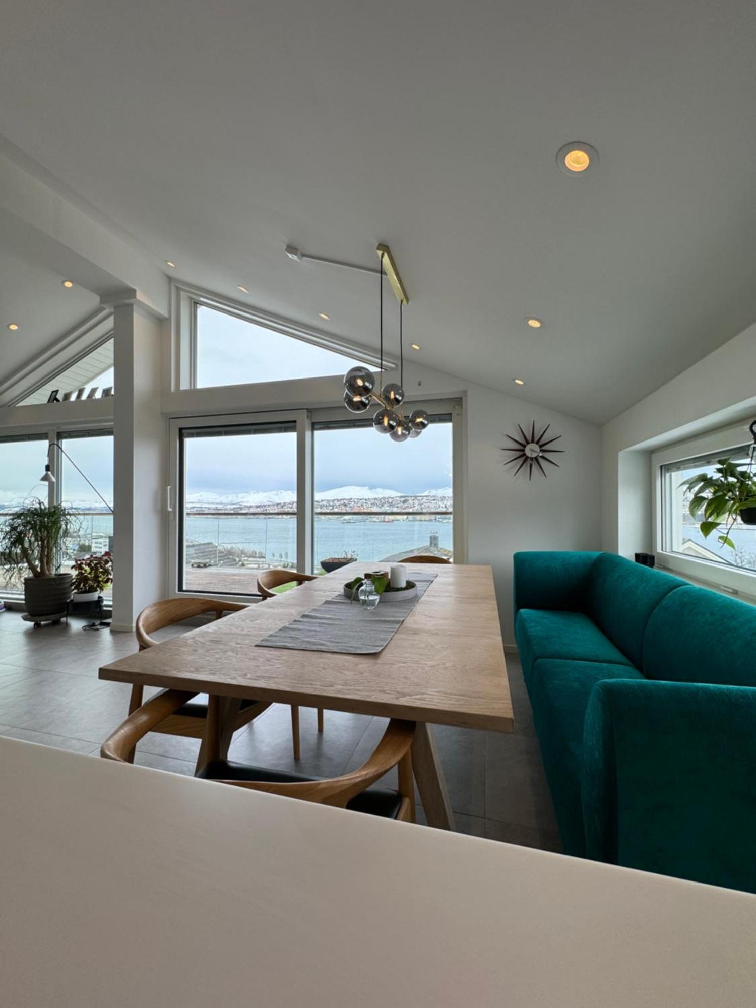 Villa Moderne Sentral Med Fantastisk Utsikt Over Byen *
