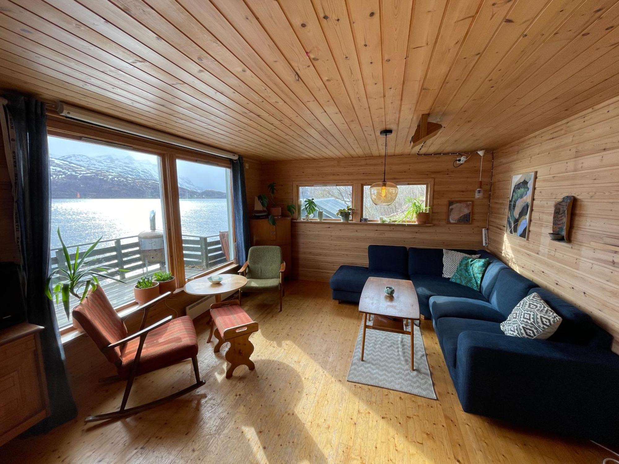 Cabin By The Fjord - Sauna - Midnight Sun Holiday home *