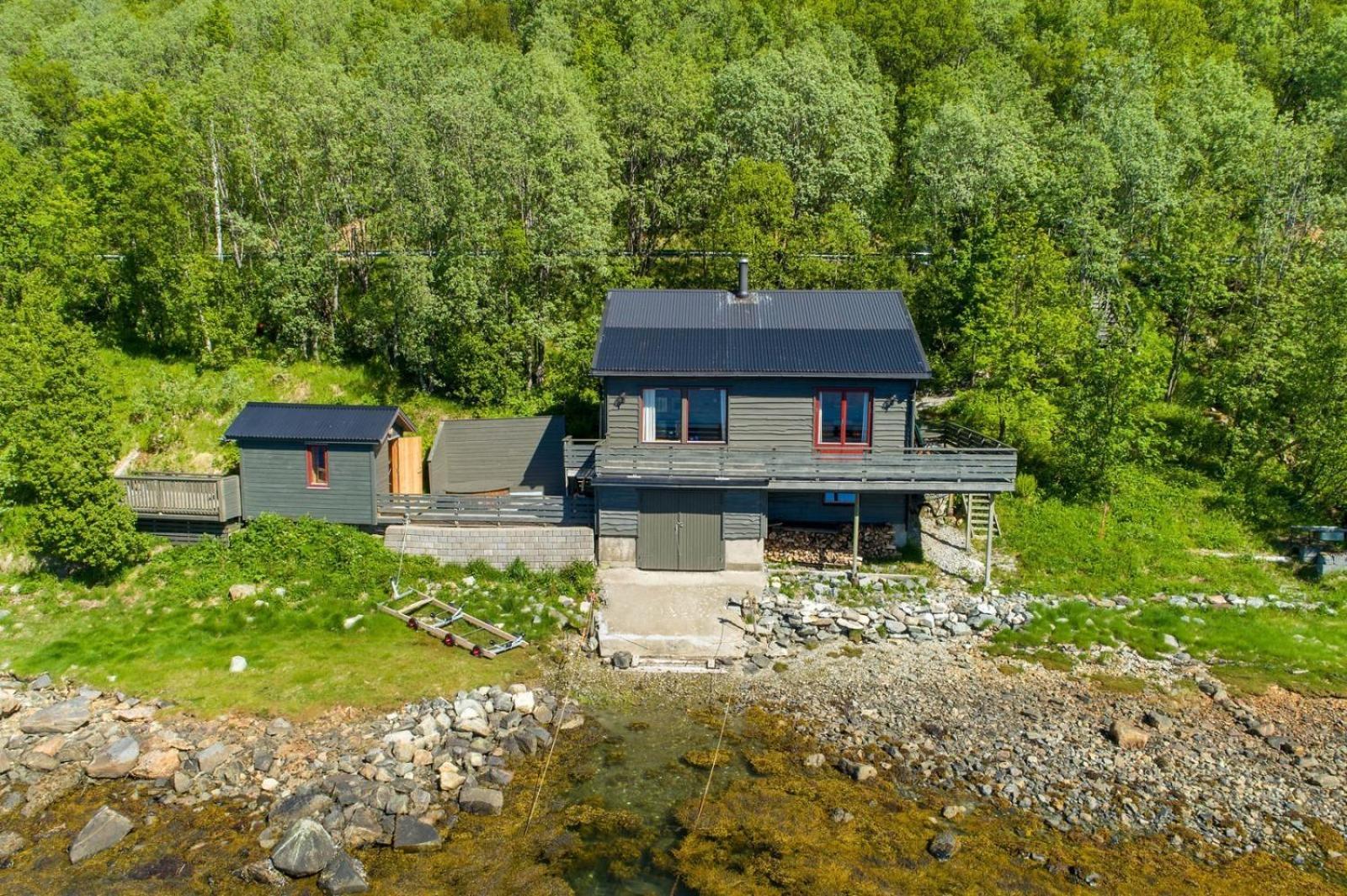 Cabin By The Fjord - Sauna - Midnight Sun Holiday home