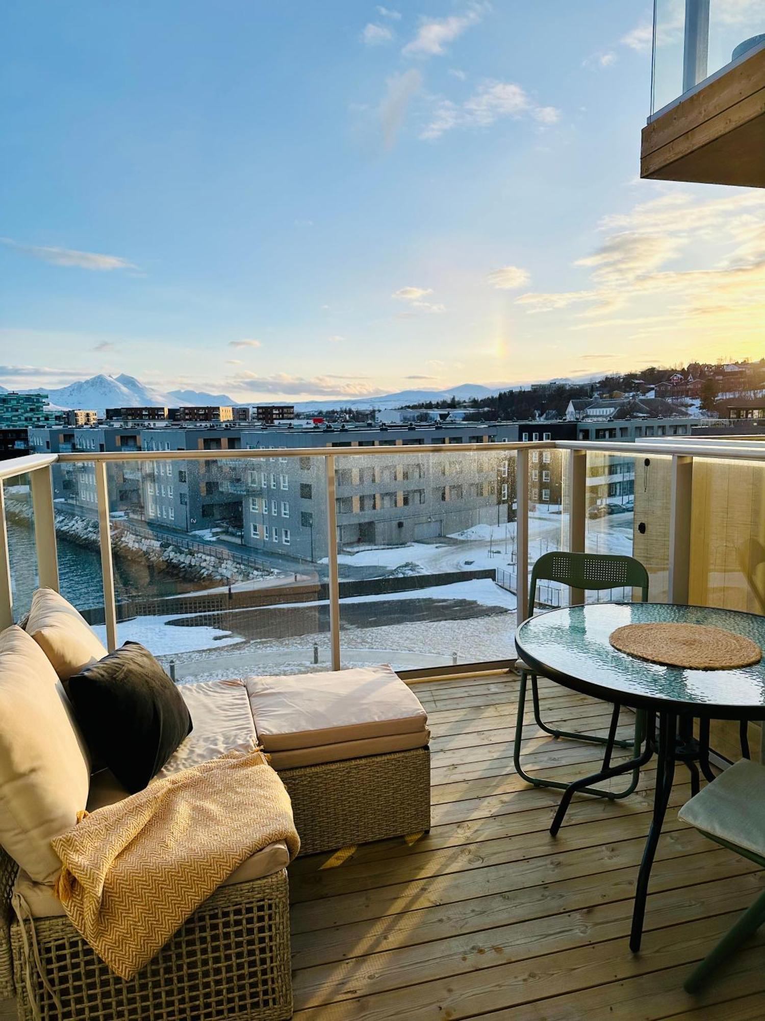 The Blue By The Sea * Tromsø