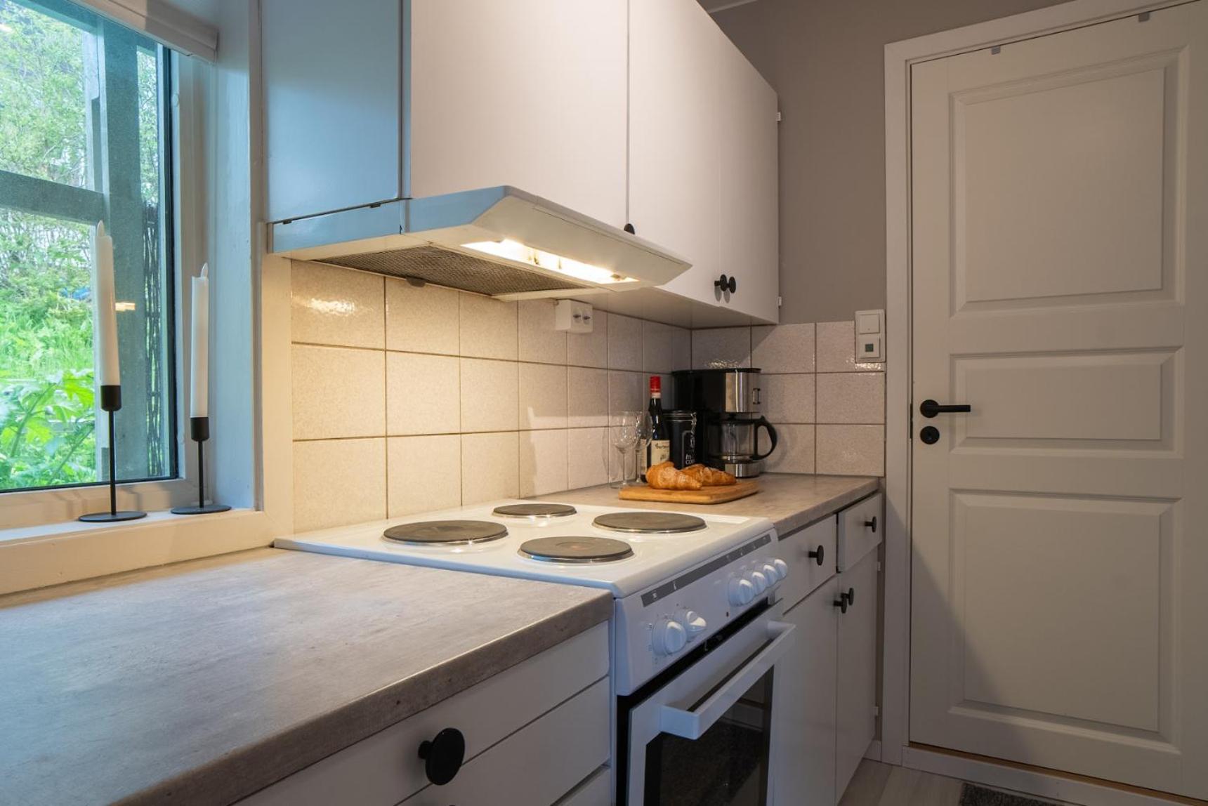 Apartment Close To Everything! Comfy!