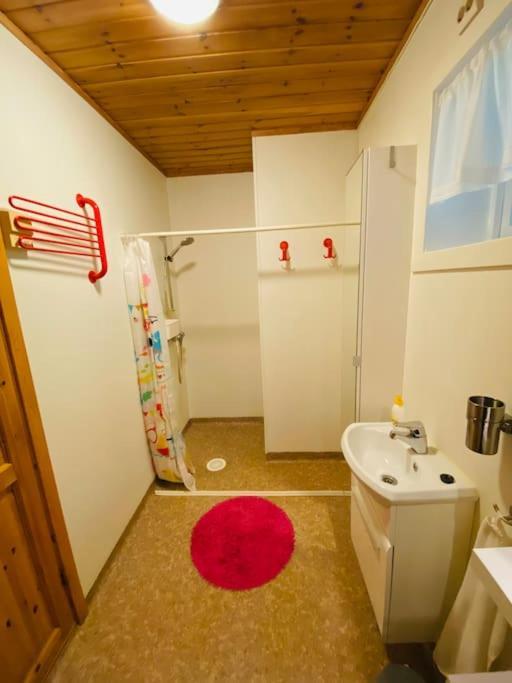 Praktisk Med Gratis Parkering Sentralt Apartment Tromso