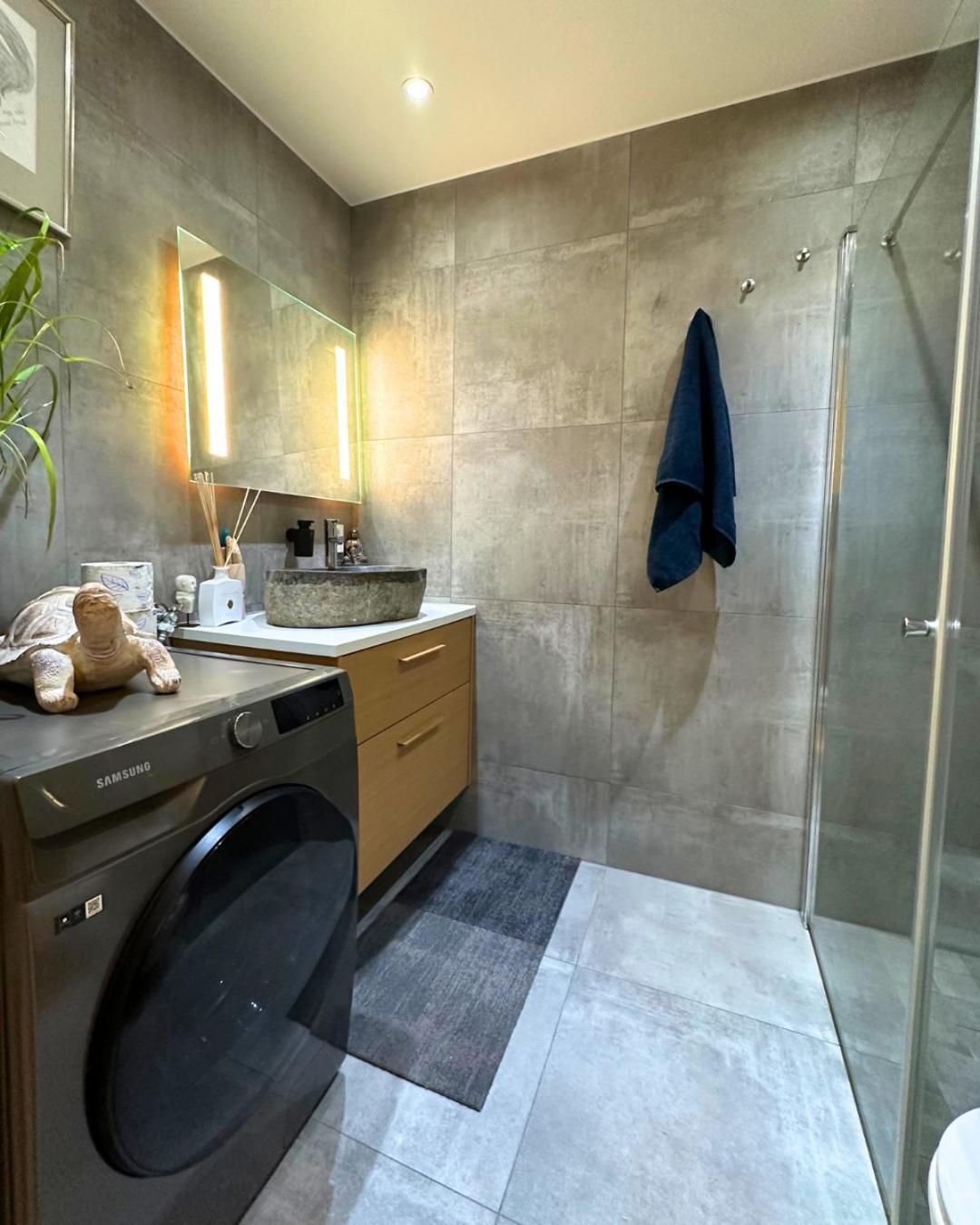 High End - Apartment *