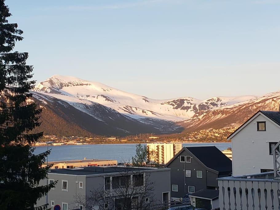 3 Bedrooms&2bathrooms House With Amazing View Holiday home Tromso