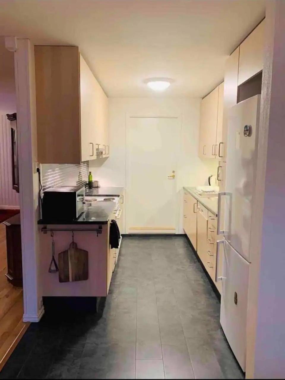 Miracle Tromso, Cozy Double Bed Private In A Shared With Stunning Views * Tromso