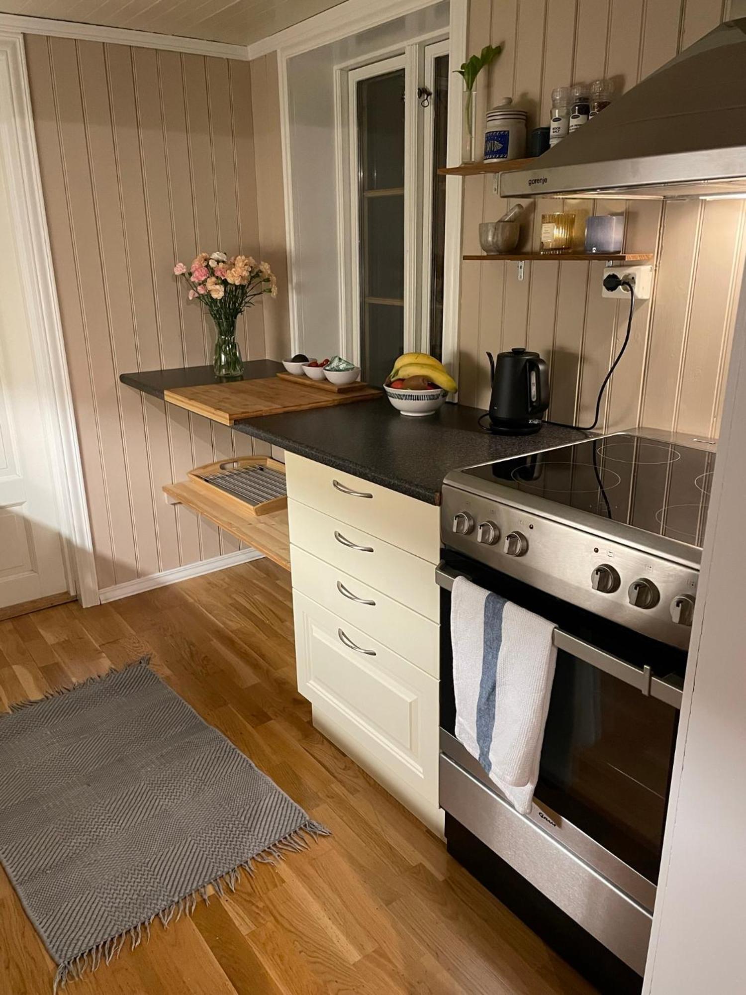 Apartment Charming Historic Your Ideal Getaway Tromso
