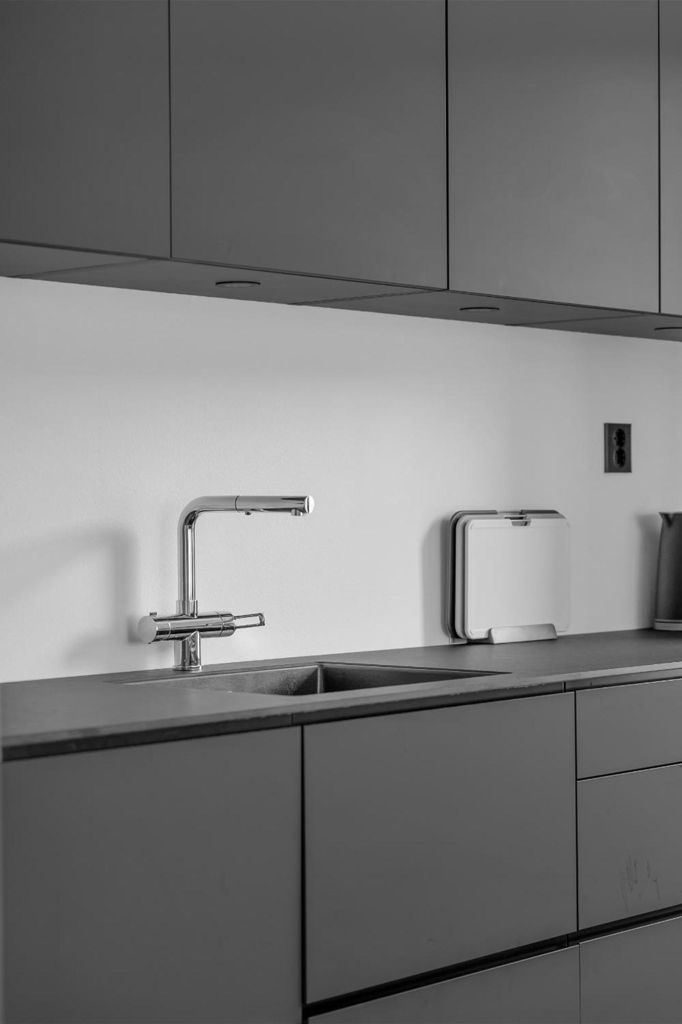 The Arctic Urban Cityscape Apartment