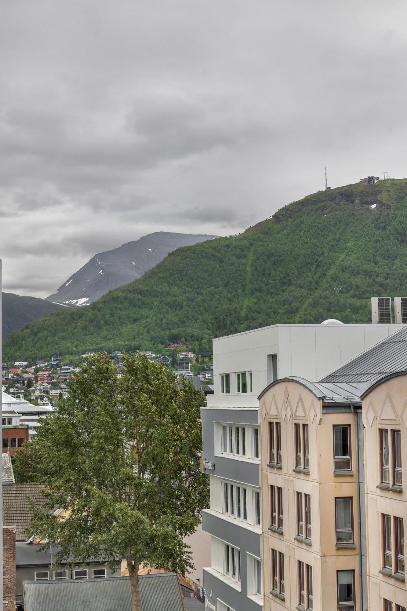 The Arctic Urban Cityscape Apartment Tromsø
