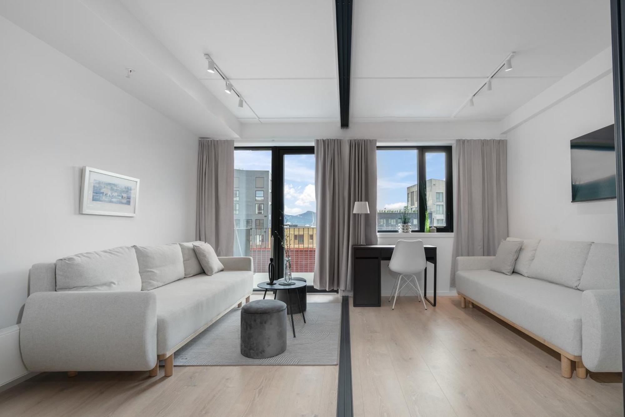 Sleek 1bd With Sea View Apartment Tromsø