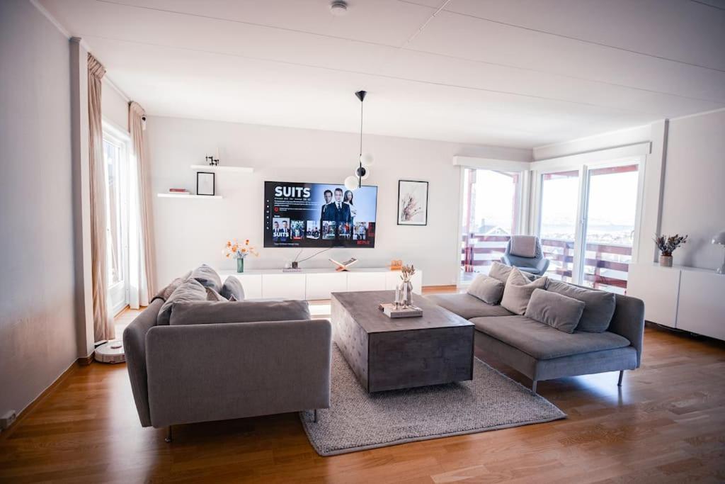 Big Family House With 3 Bedrooms Holiday home *