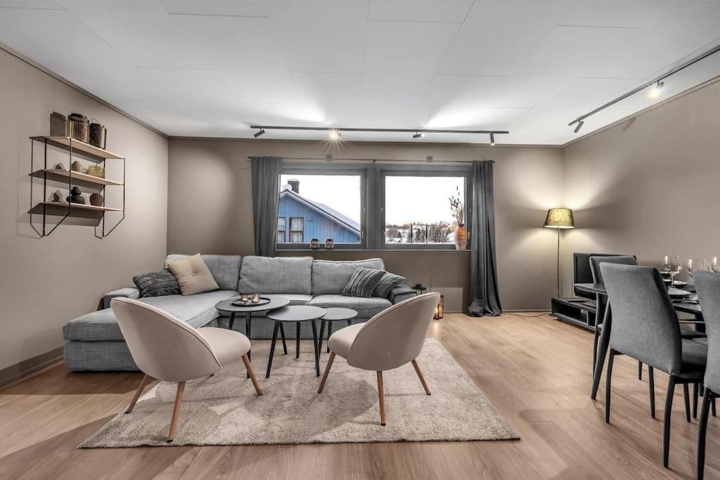Apartment For Groups & Families - Free Parking - Near Centrum