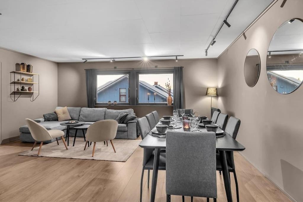 For Groups & Families - Free Parking - Near Centrum Apartment