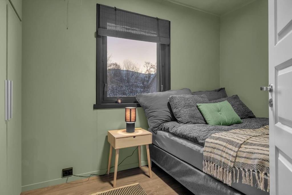 For Groups & Families - Free Parking - Near Centrum Tromso
