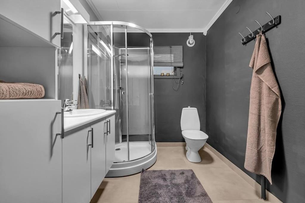 For Groups & Families - Free Parking - Near Centrum Apartment Tromso