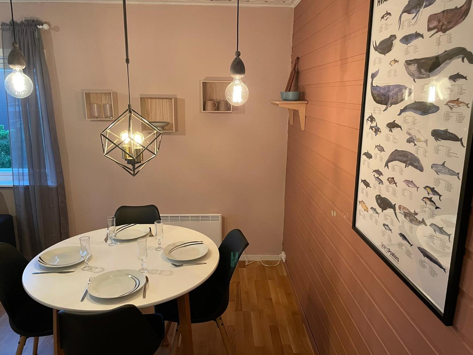 Appartement Centrally Located In Classic Townhouse *