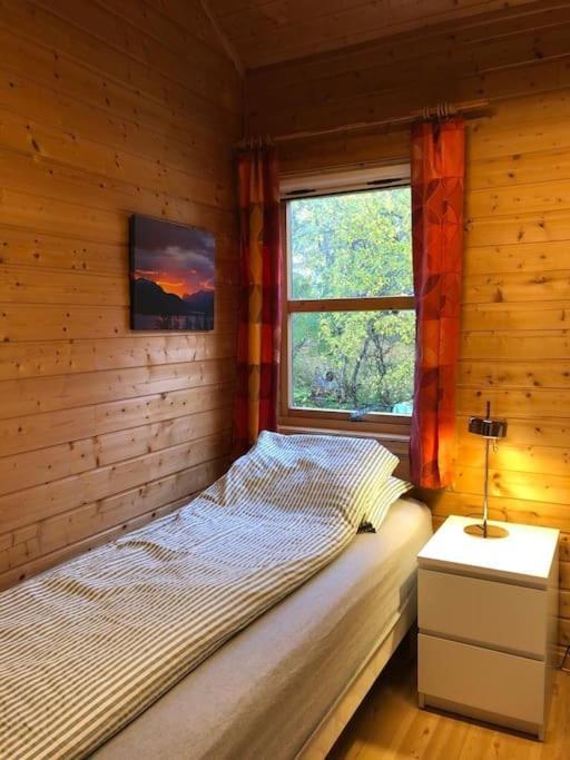 Floor With Amazing View And Location *