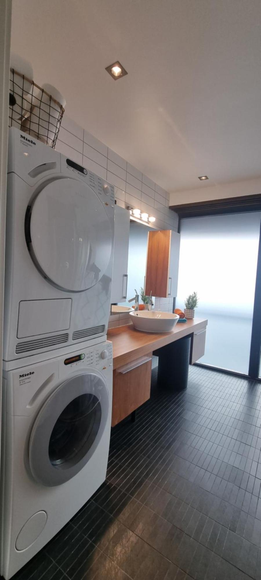 The Seaview - Harbour! Apartment