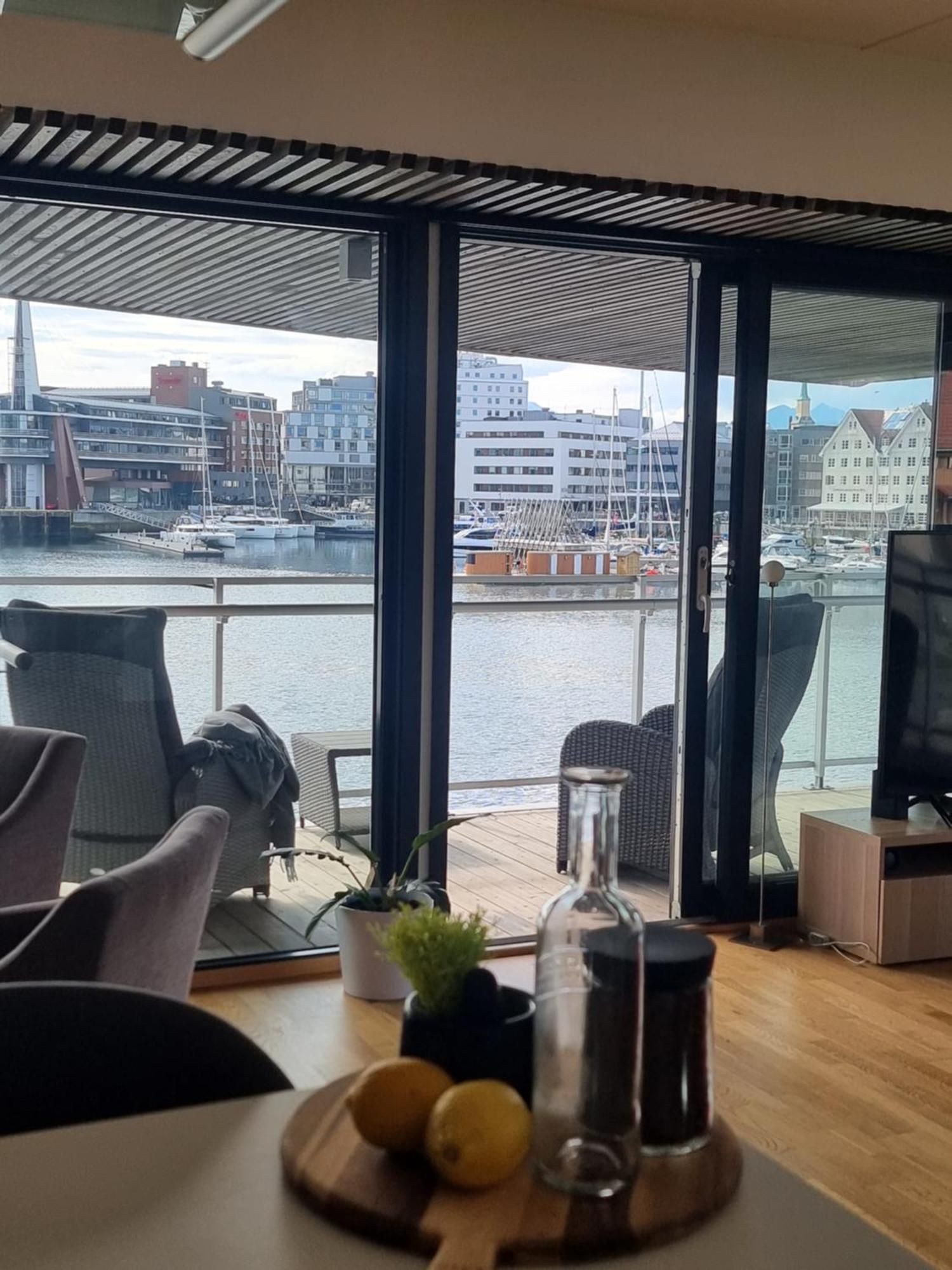 Apartment The Seaview - Harbour!