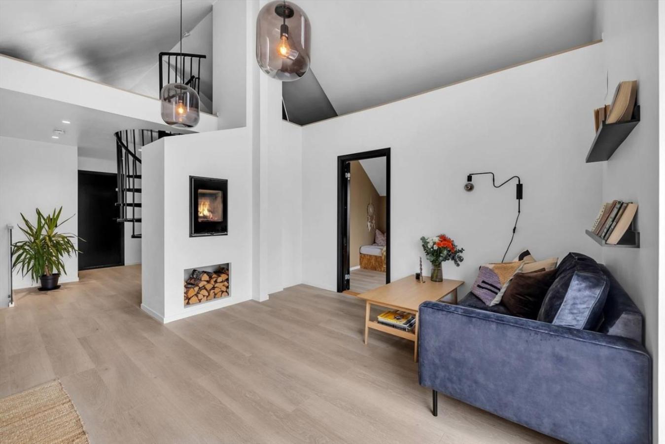 Villa Aurora Polaris - With Outdoor Sauna - 750m From Center - Free Parking *
