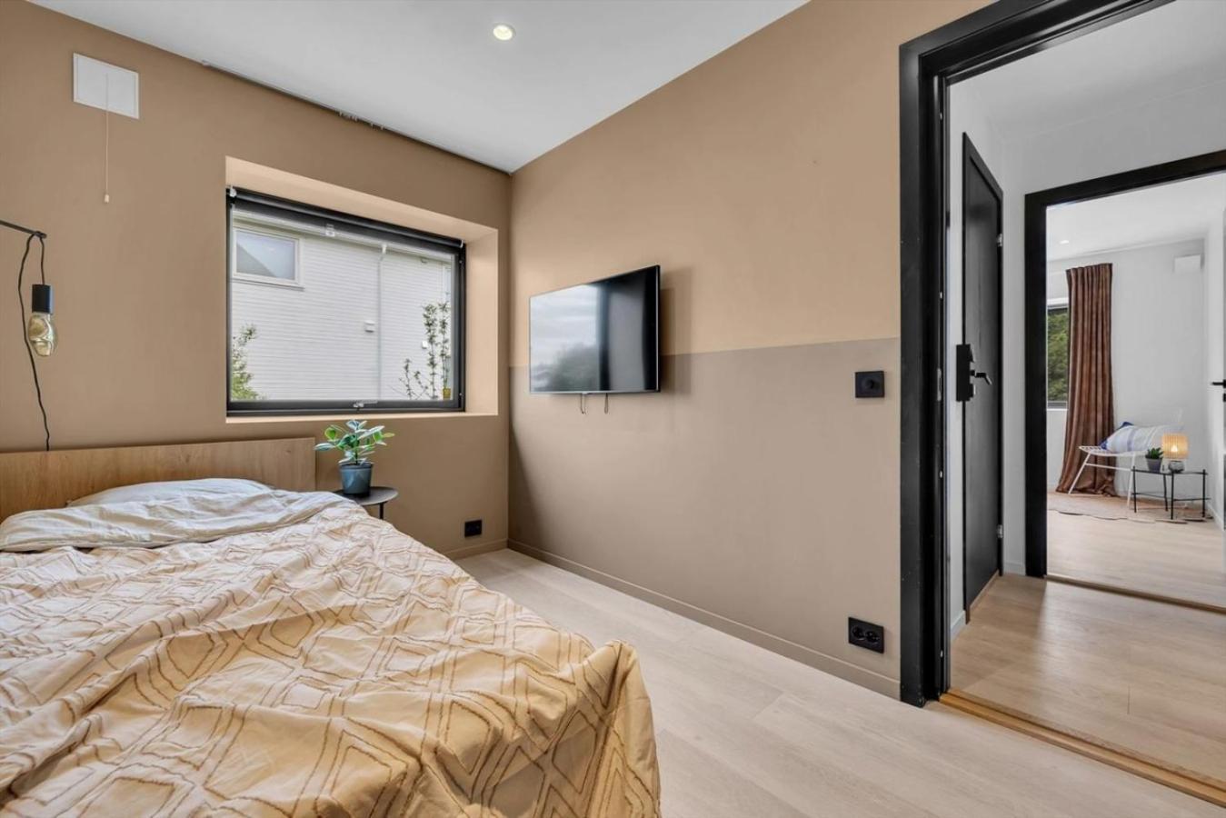 Villa Aurora Polaris - With Outdoor Sauna - 750m From Center - Free Parking *