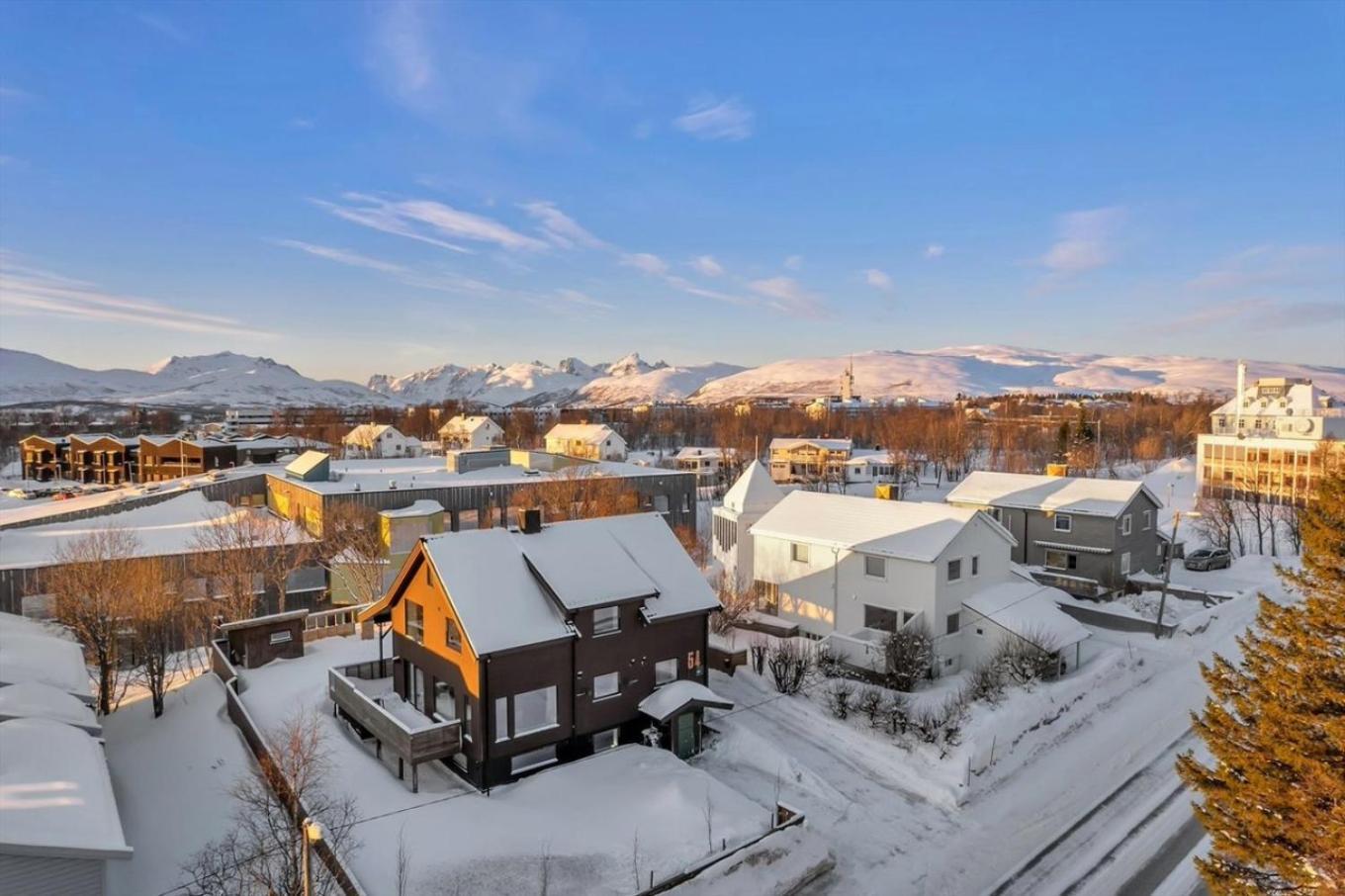 Aurora Polaris - With Outdoor Sauna - 750m From Center - Free Parking Villa *