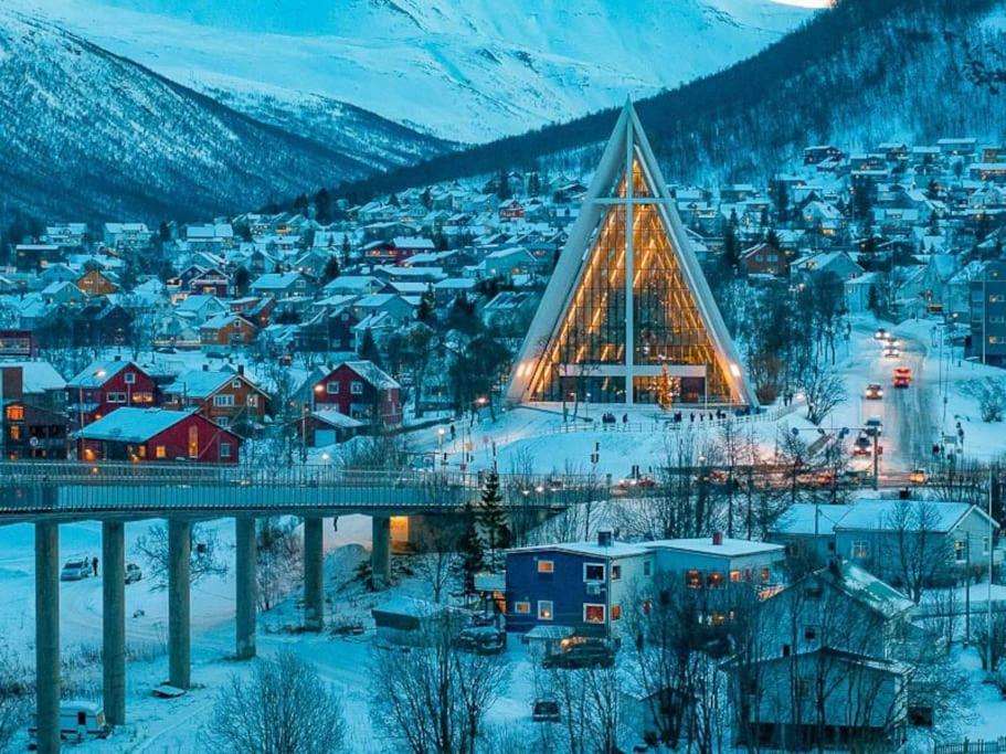 Apartment With Parking And Sauna Tromso