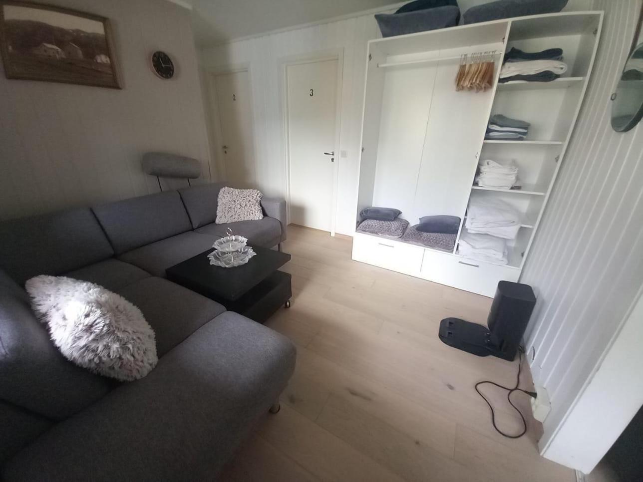 Arctic Paradise - 4 Bedroom In Apartment Tromsø