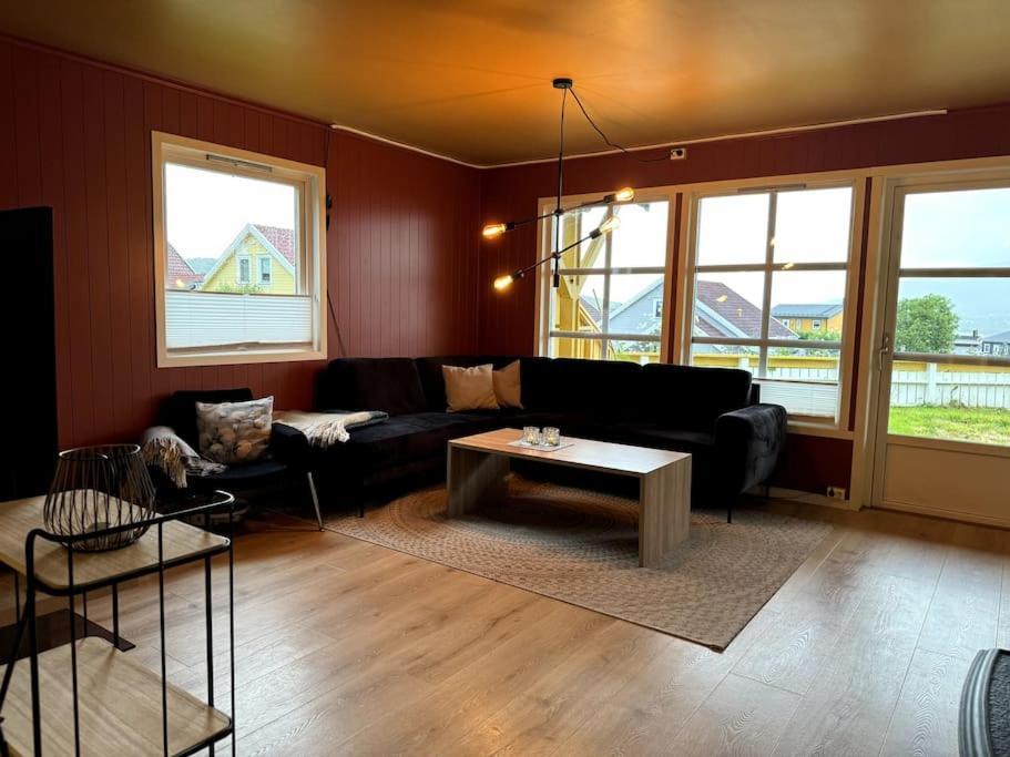 I Apartment