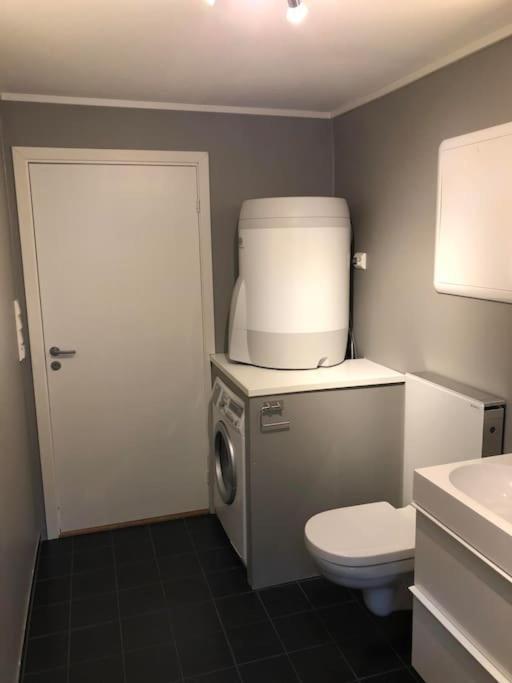 Apartment Cozy By Sherpa Steps With Free Parking Tromso