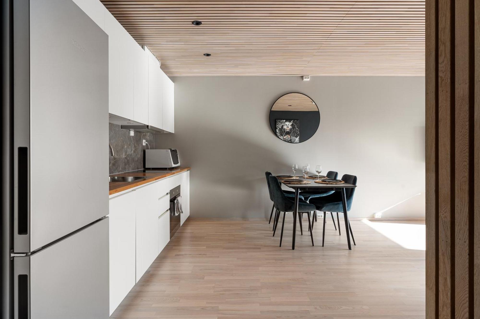 Apartment Arctic Homes - Premium Aurora