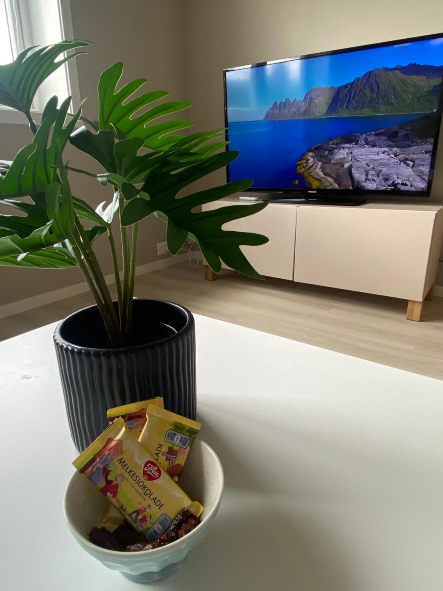 Cosy Near The Sea And Nature In Kaldfjorden Apartment *