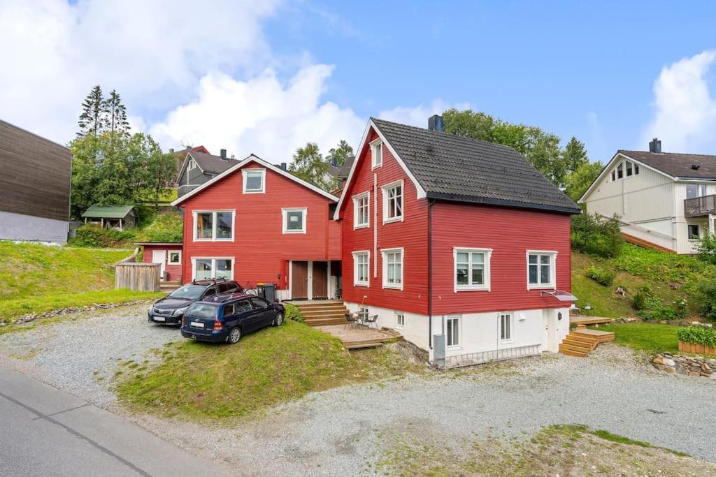 Charming Town House With A Cozy Loft * Tromso