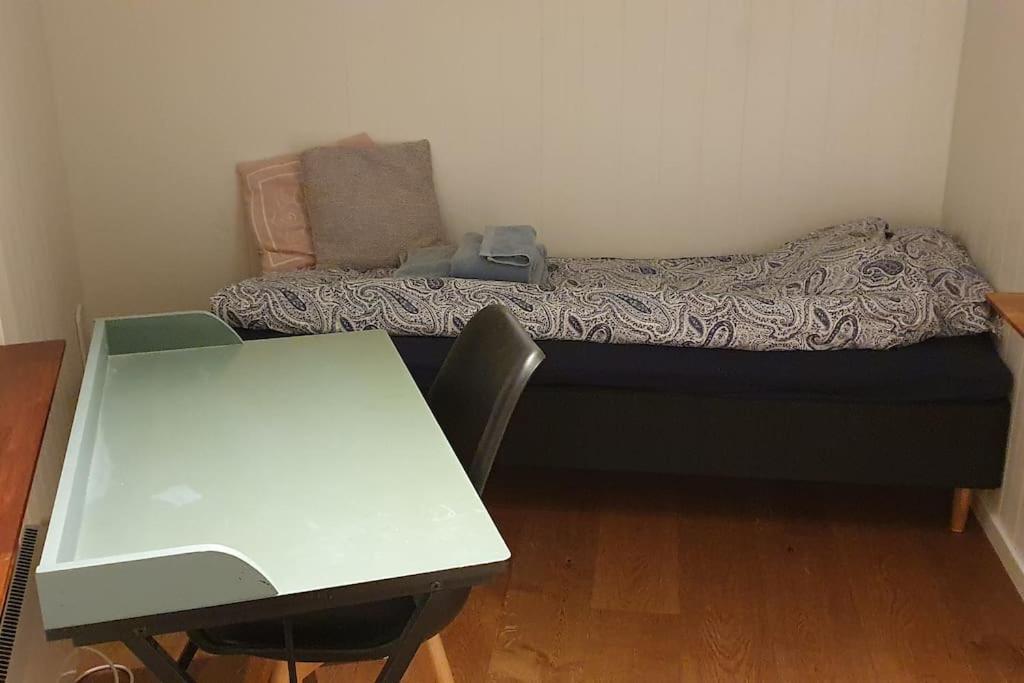 Private Room, Tomasjord - *