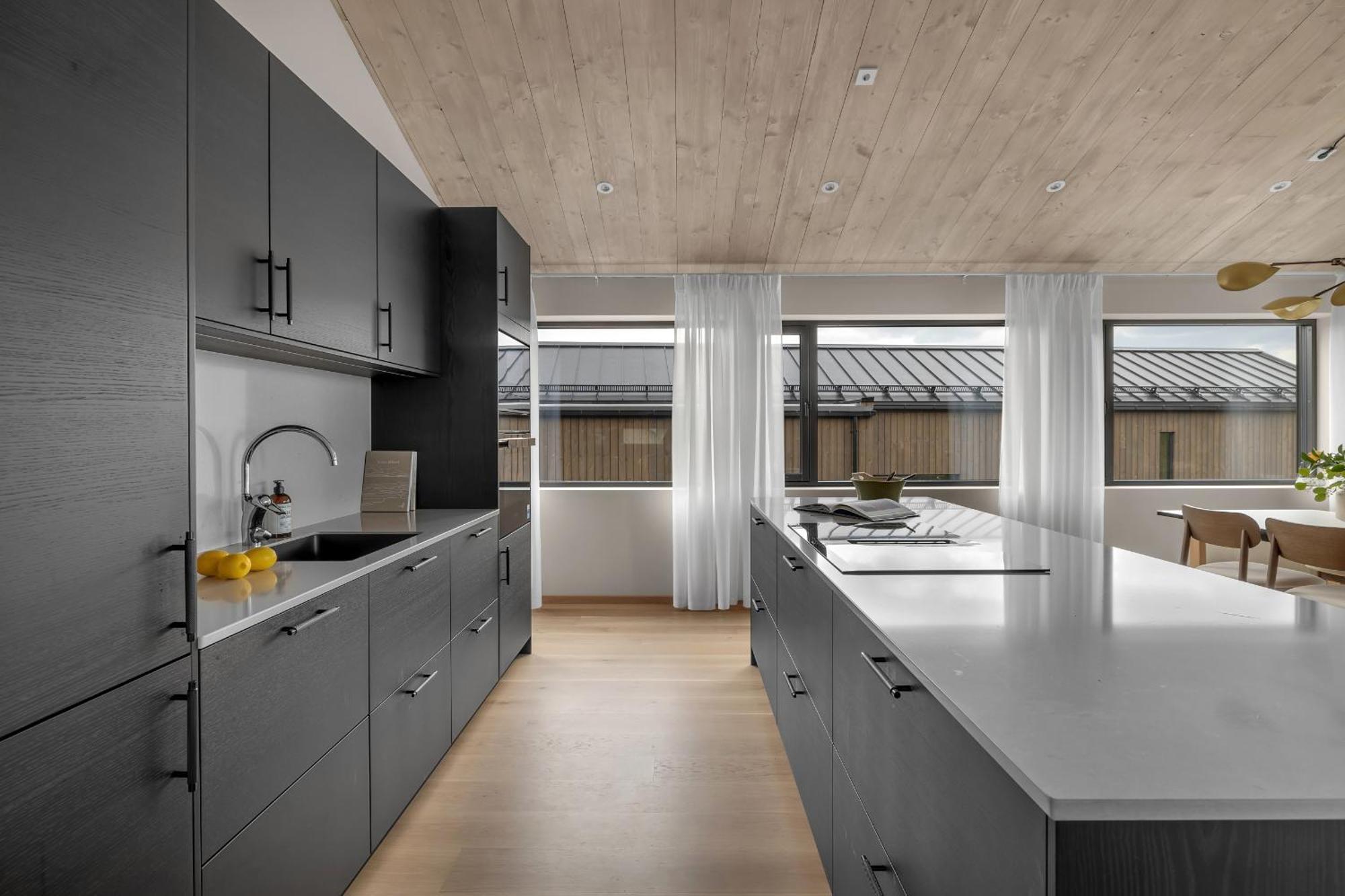 Nansen - New Exclusive Villa, Multiple Units Tromso
