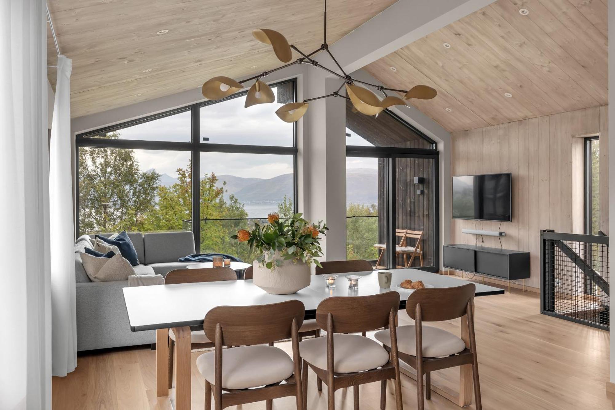Nansen - New Exclusive Villa, Multiple Units Villa *