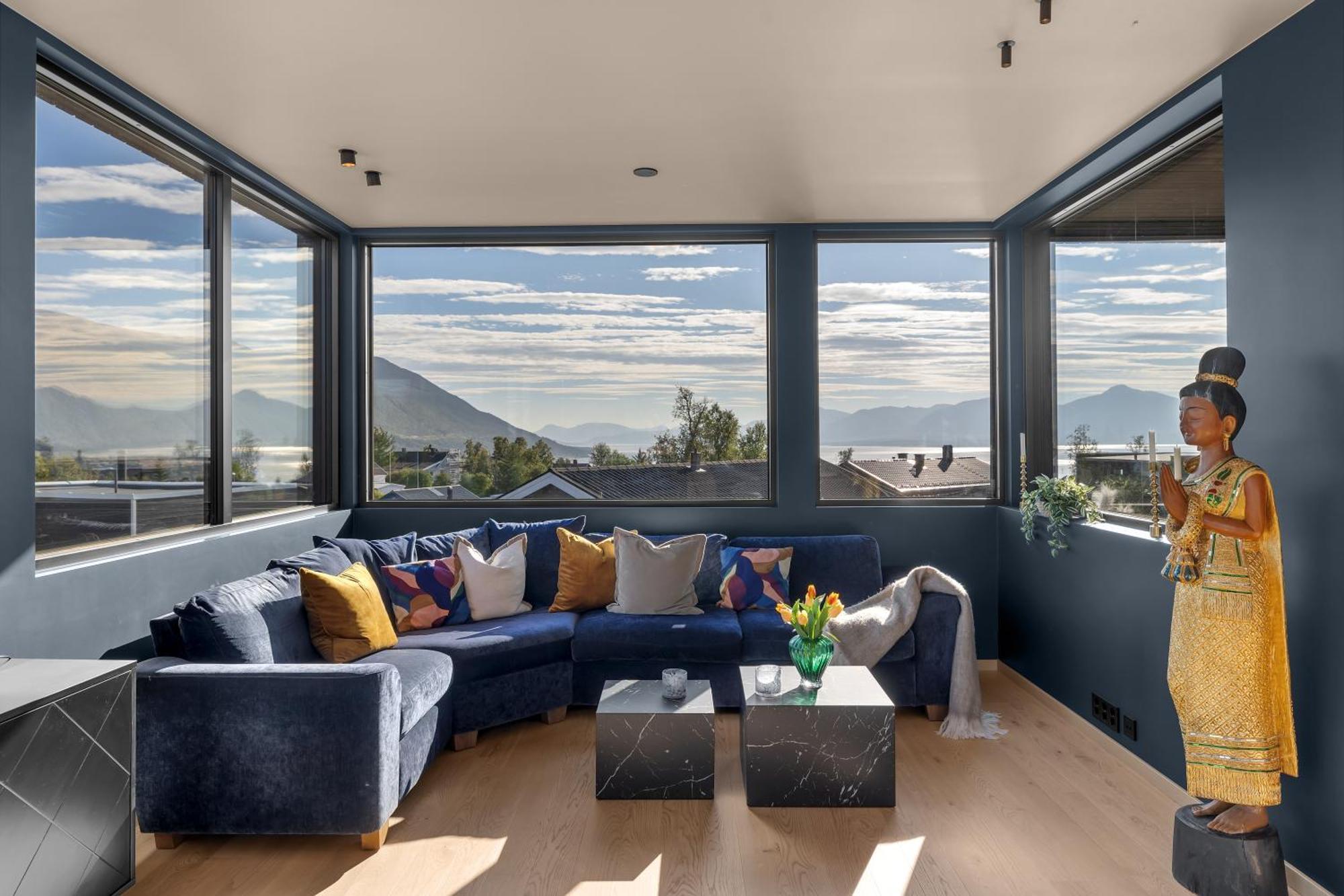 Panorama View Apartment *