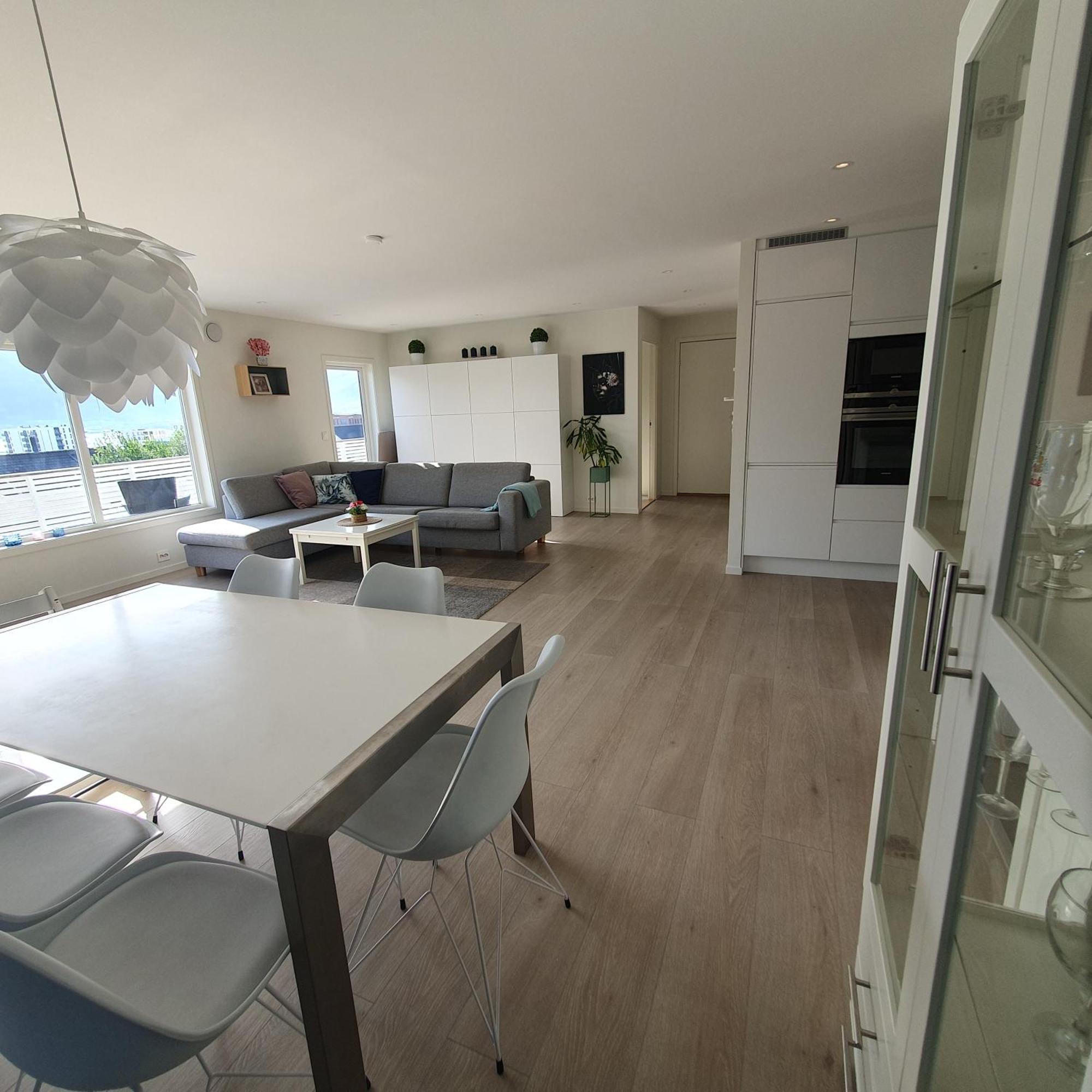 Arctic View - Sentral With Free Parking Apartment *