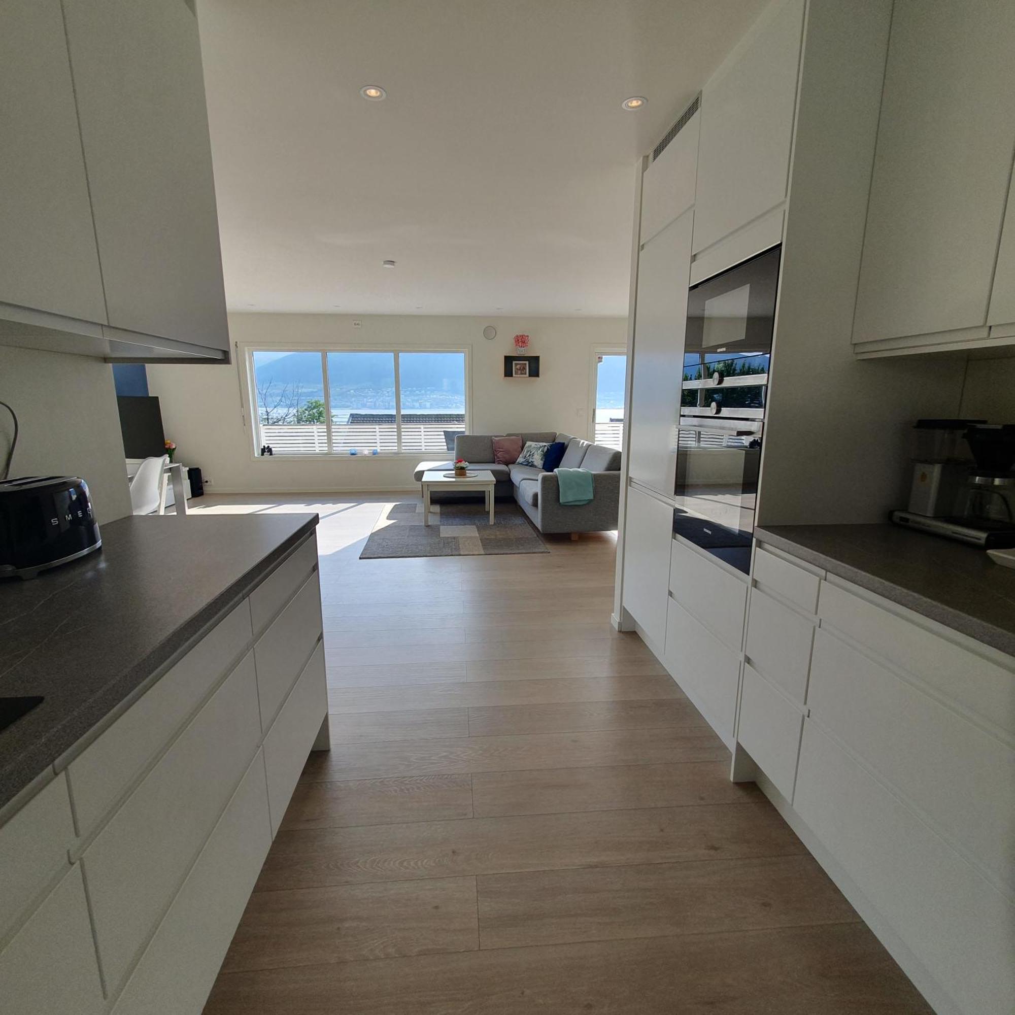 Apartment Arctic View - Sentral With Free Parking Tromso