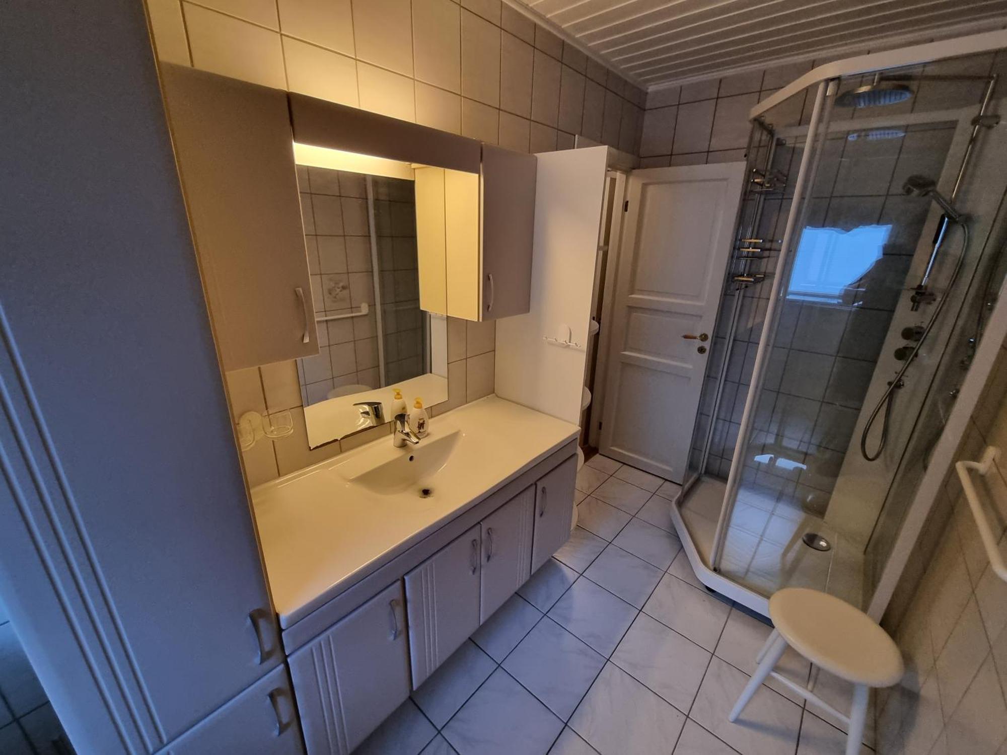 Apartment Sentrumsnaer Med 4 Soverom - Aurora Tromso