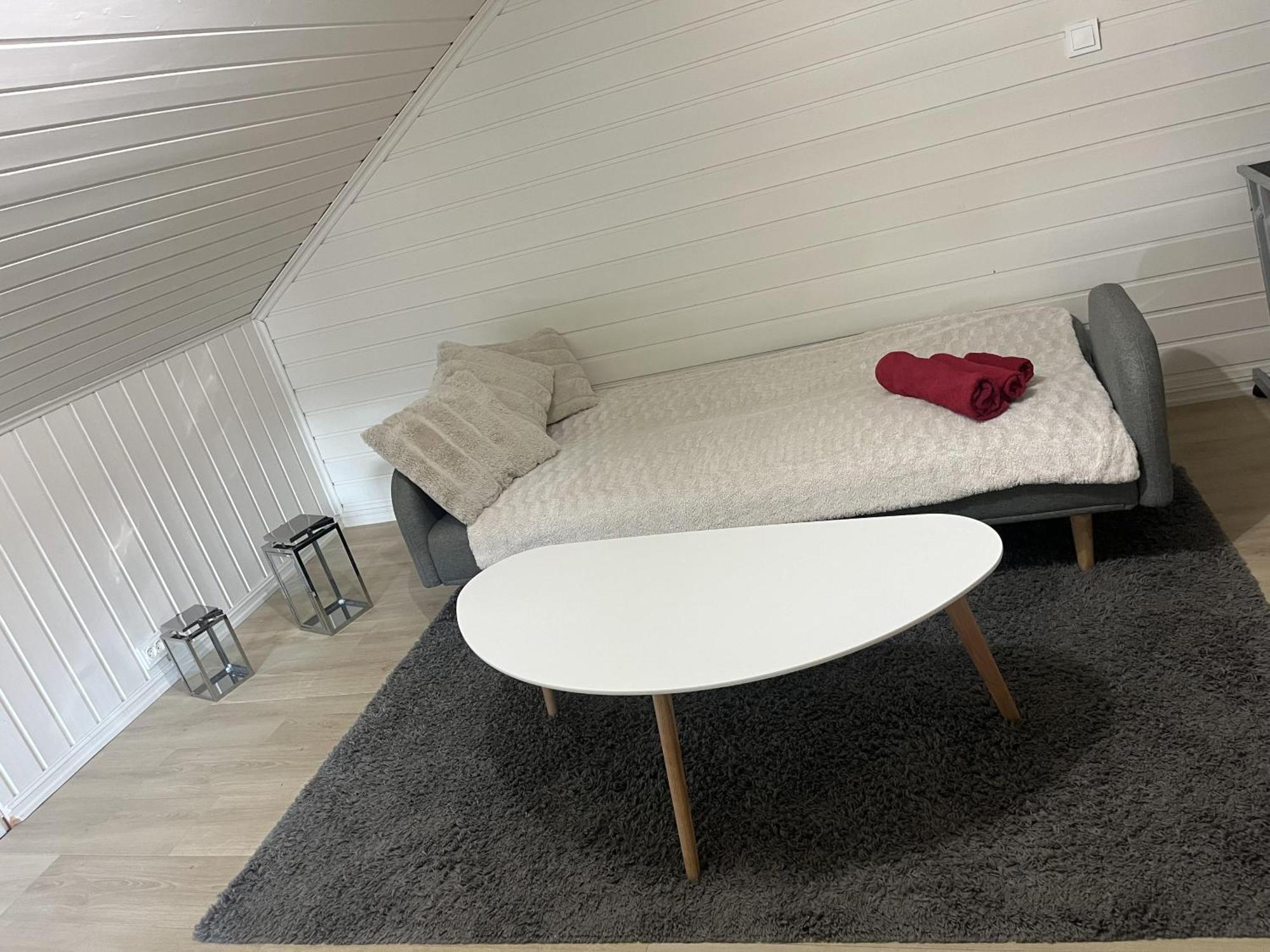 Arctic Modern 3-bed House In Tromso