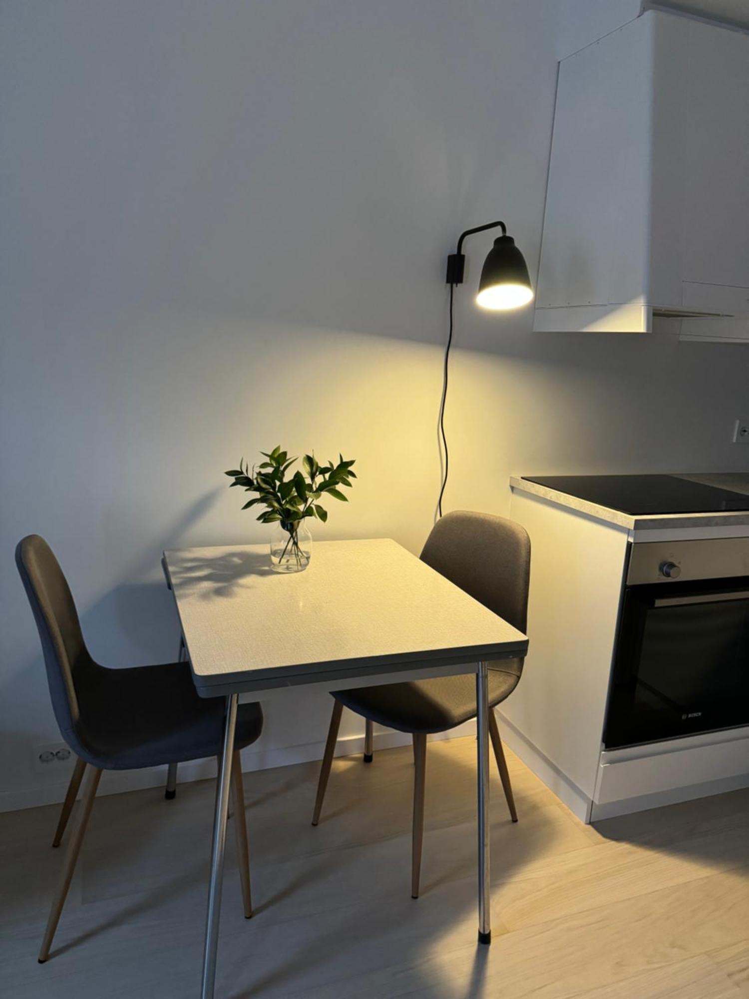 Liten Og Moderne Hybel Med Gratis Parkering * Tromso