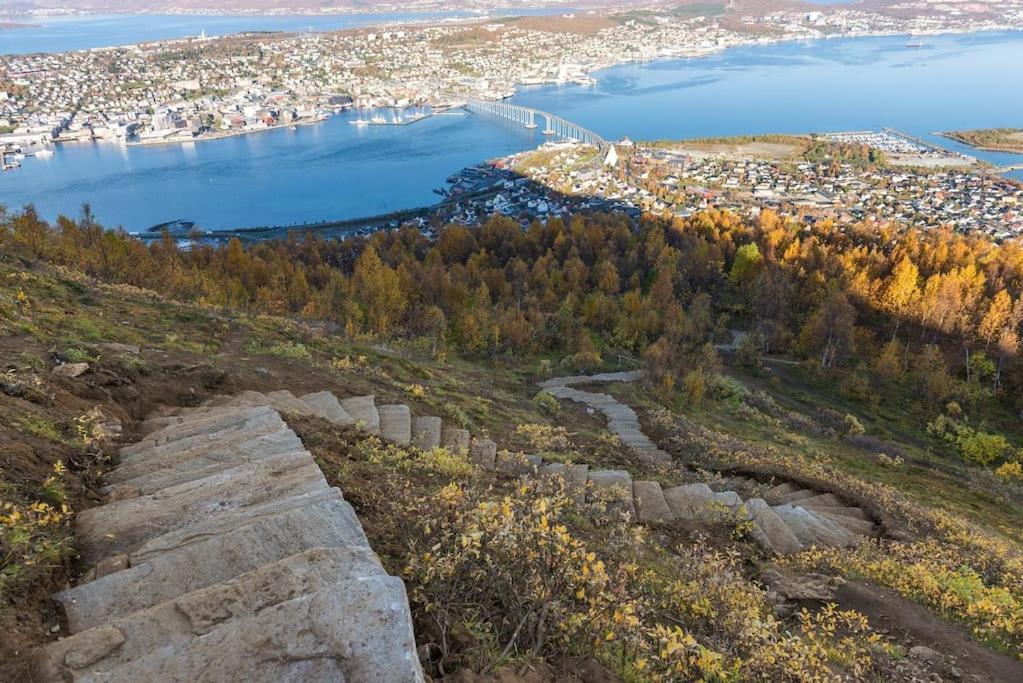 Apartment In - Close To Everything - Free Parking Tromso