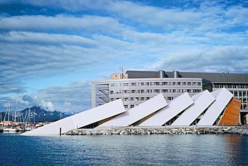 In - Close To Everything - Free Parking Apartment Tromso