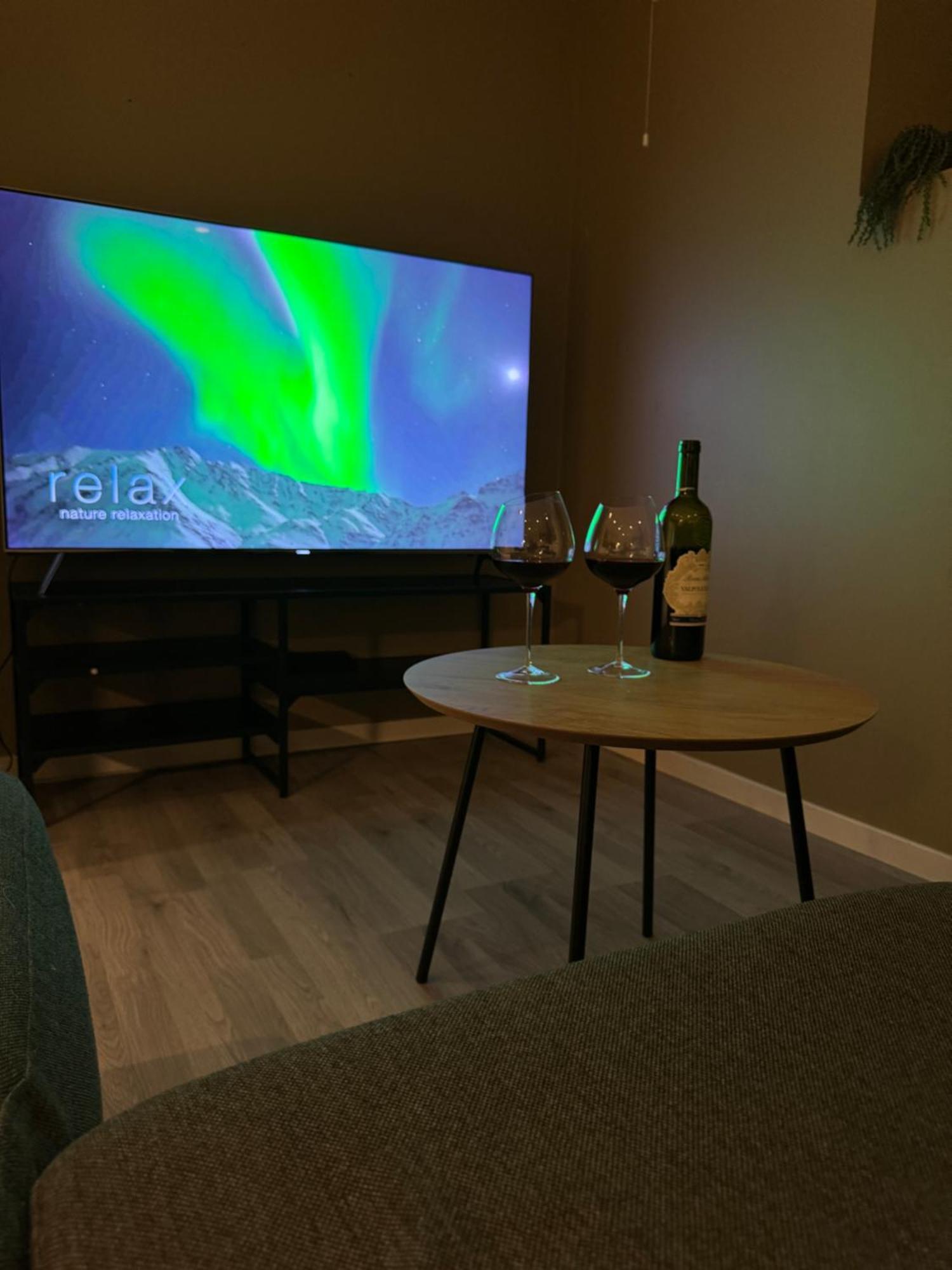 Aurora Polaris - 750m From Citycenter - Free Parking *