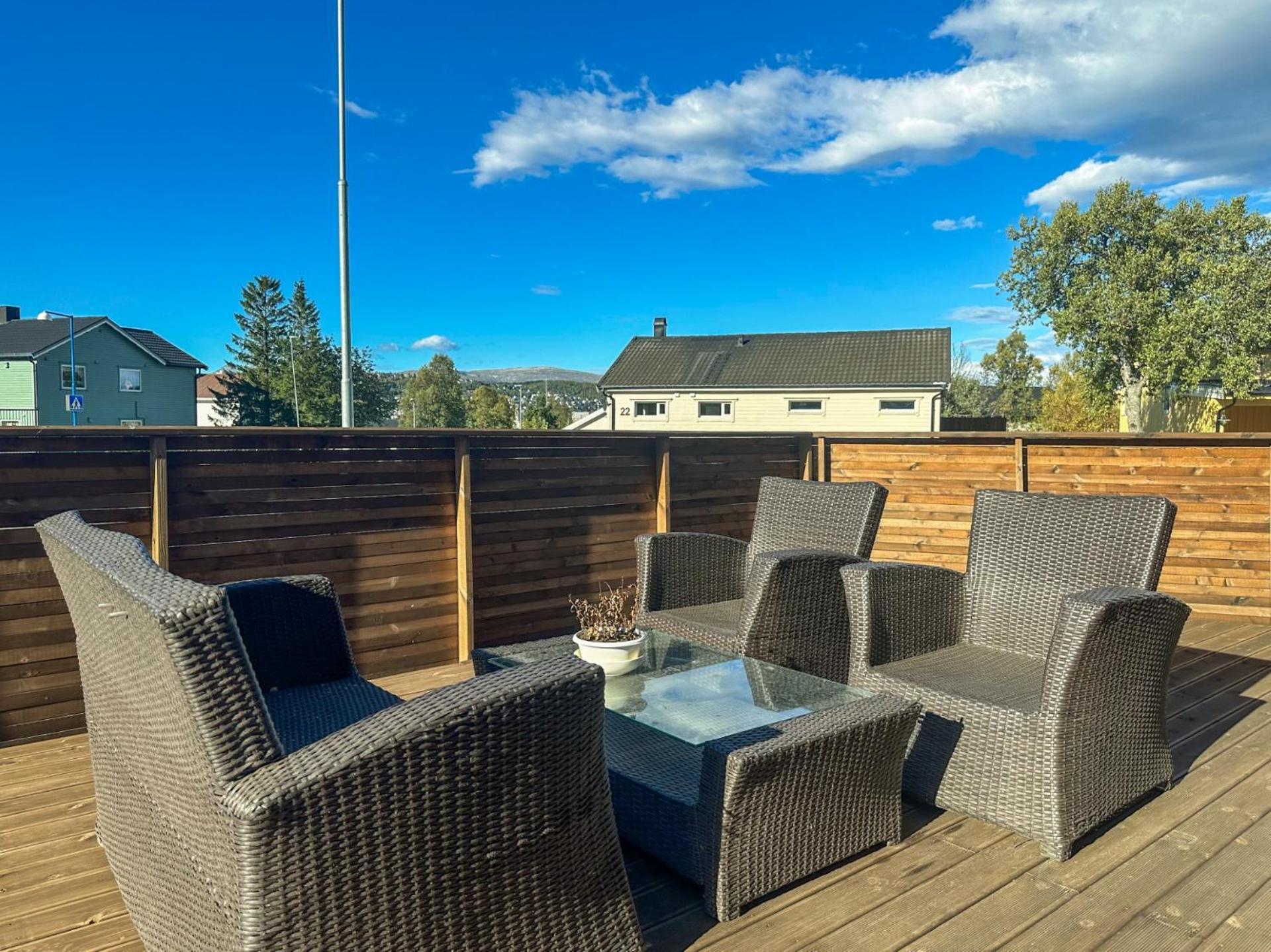 Luxury Facilities For Families L Near Attractions L Free Garage Apartment Tromso