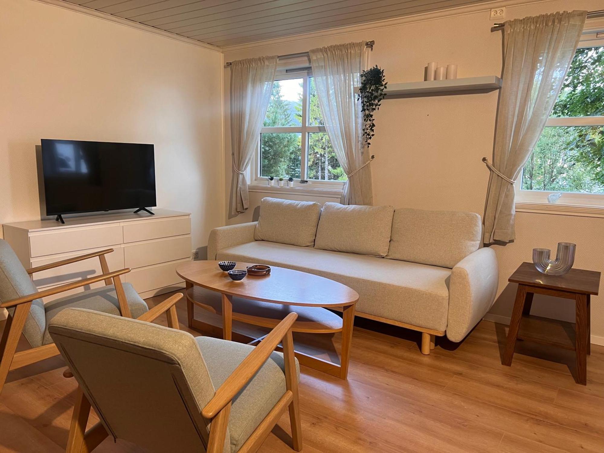 Apartment Charming Steps From Center Tromso
