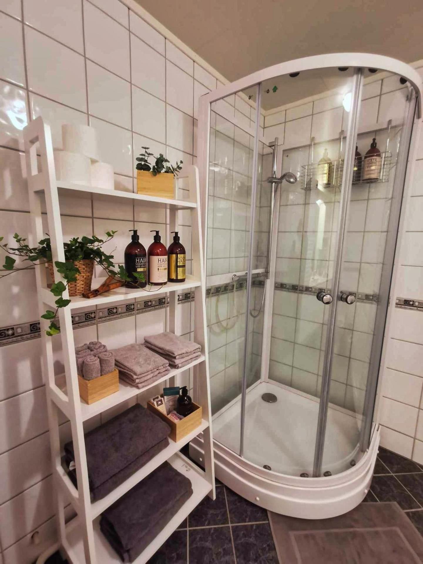 Appartement Modern 2 Bedroom Luxury King Bed, New Queen Bed, Free Parking, Perfect For Aurora Hunting And Exploring Kvaloya, Tromso, And Surrounding Islands Year-round